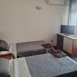 алми Almi Pensión 4*
