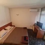 алми Almi 4*