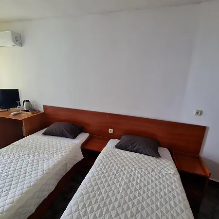 алми Almi 4*