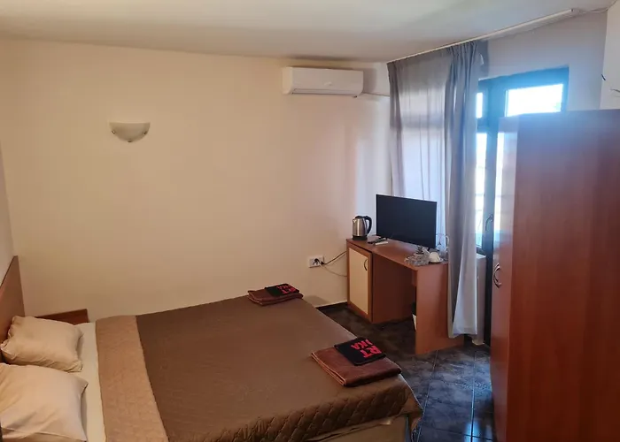 Къща за гости алми Almi